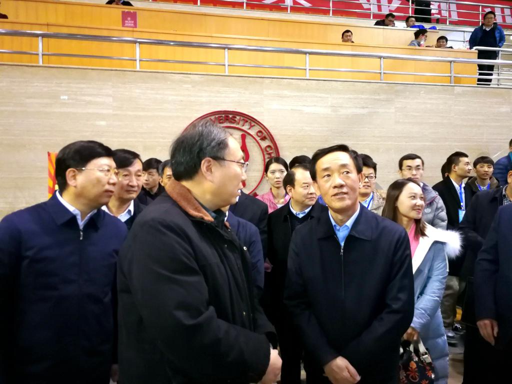 校党委书记穆瑞杰向副省长戴柏华汇报万象城官网人才引进工作